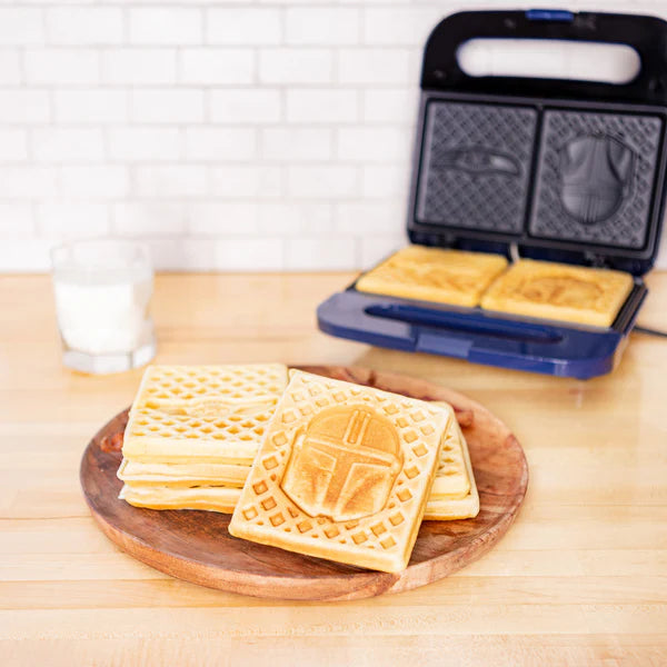 Star Wars The Mandalorian Grogu Square Waffle Maker
